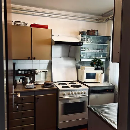 度假居 Rent A Vintage House In